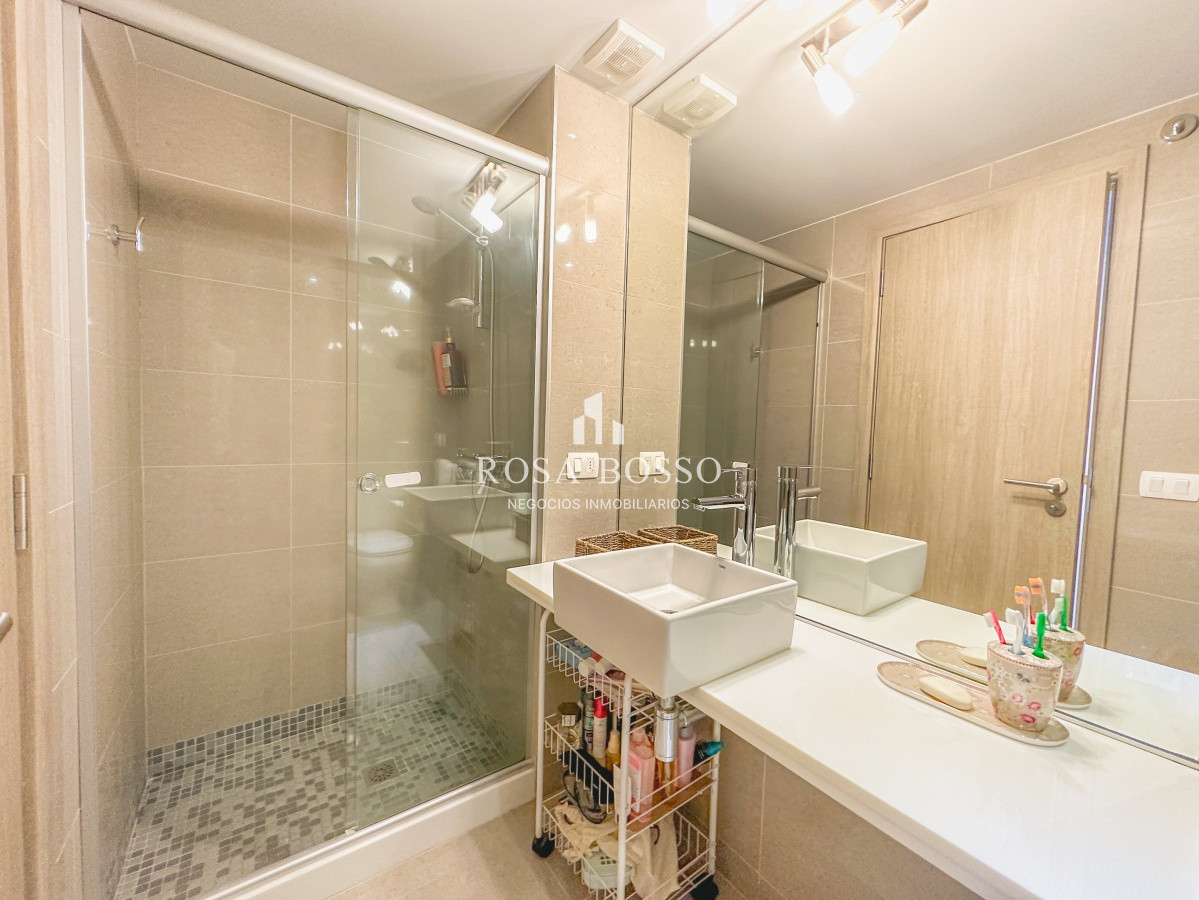 Apartamento ID.9399 - Apartamento en Onix, 3 dormitorios con vista a playa brava