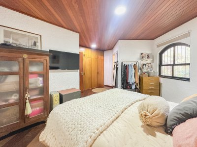 Casa ID.2990 - Casa en Pinares, 3 dormitorios más dependencia