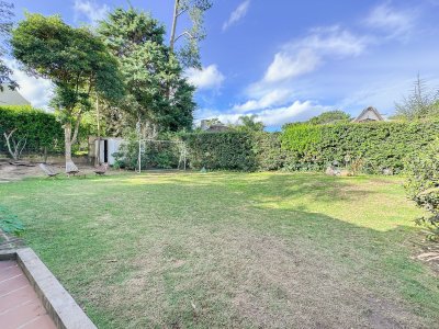 Casa ID.2990 - Casa en Pinares, 3 dormitorios más dependencia