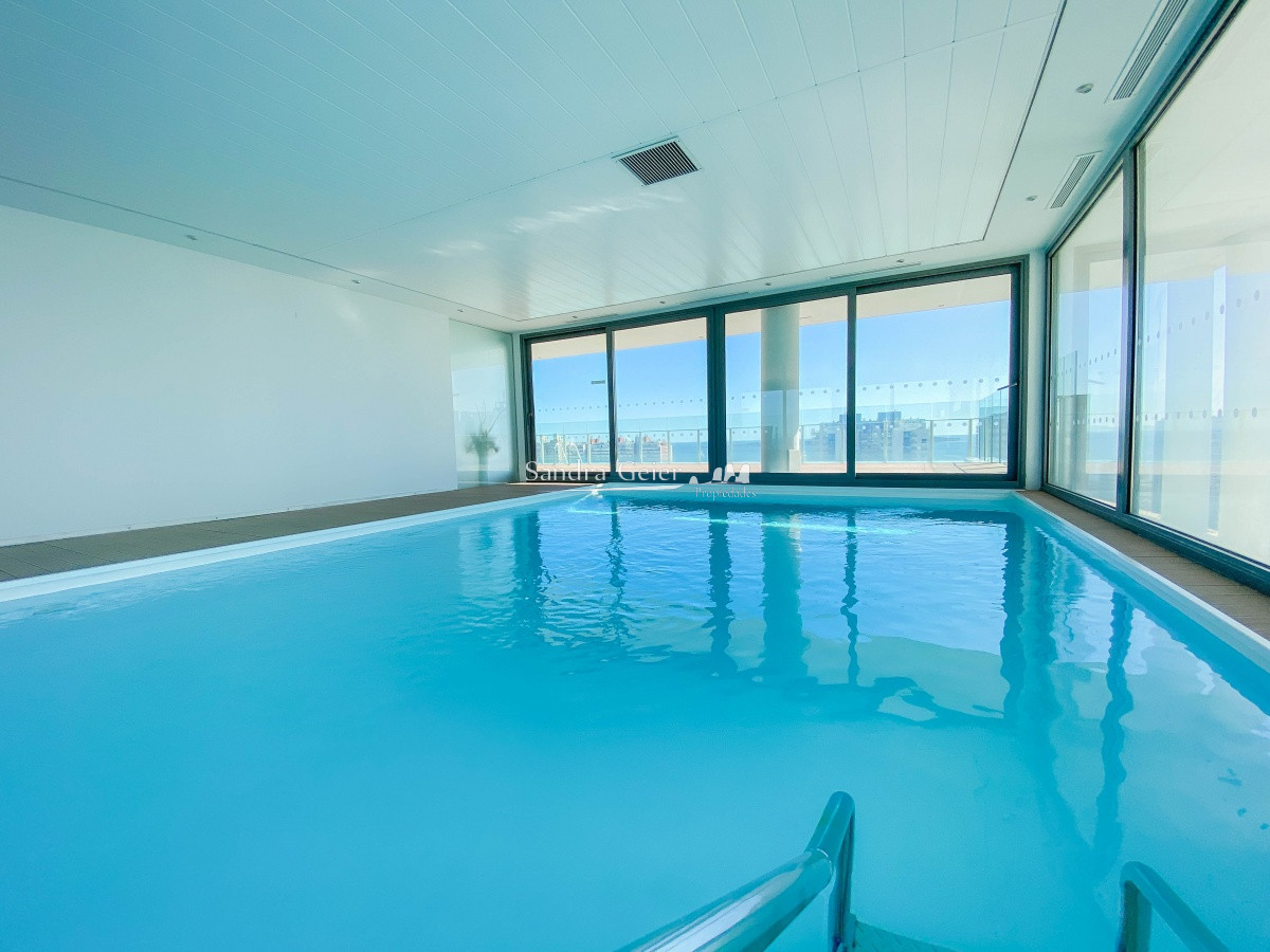Apartamento ID.3246 - Piso alto en Brava, 2 dormitorios en suite