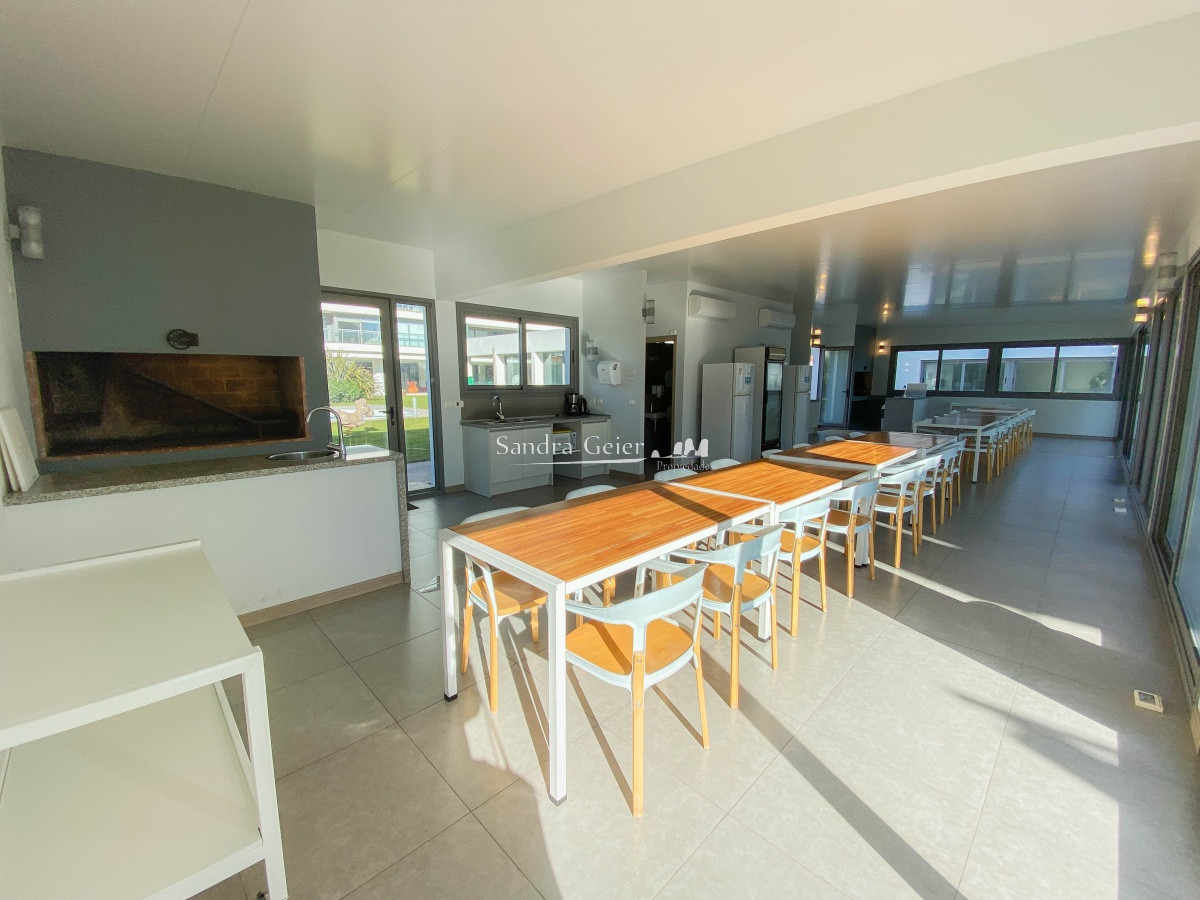 Apartamento ID.3246 - Piso alto en Brava, 2 dormitorios en suite