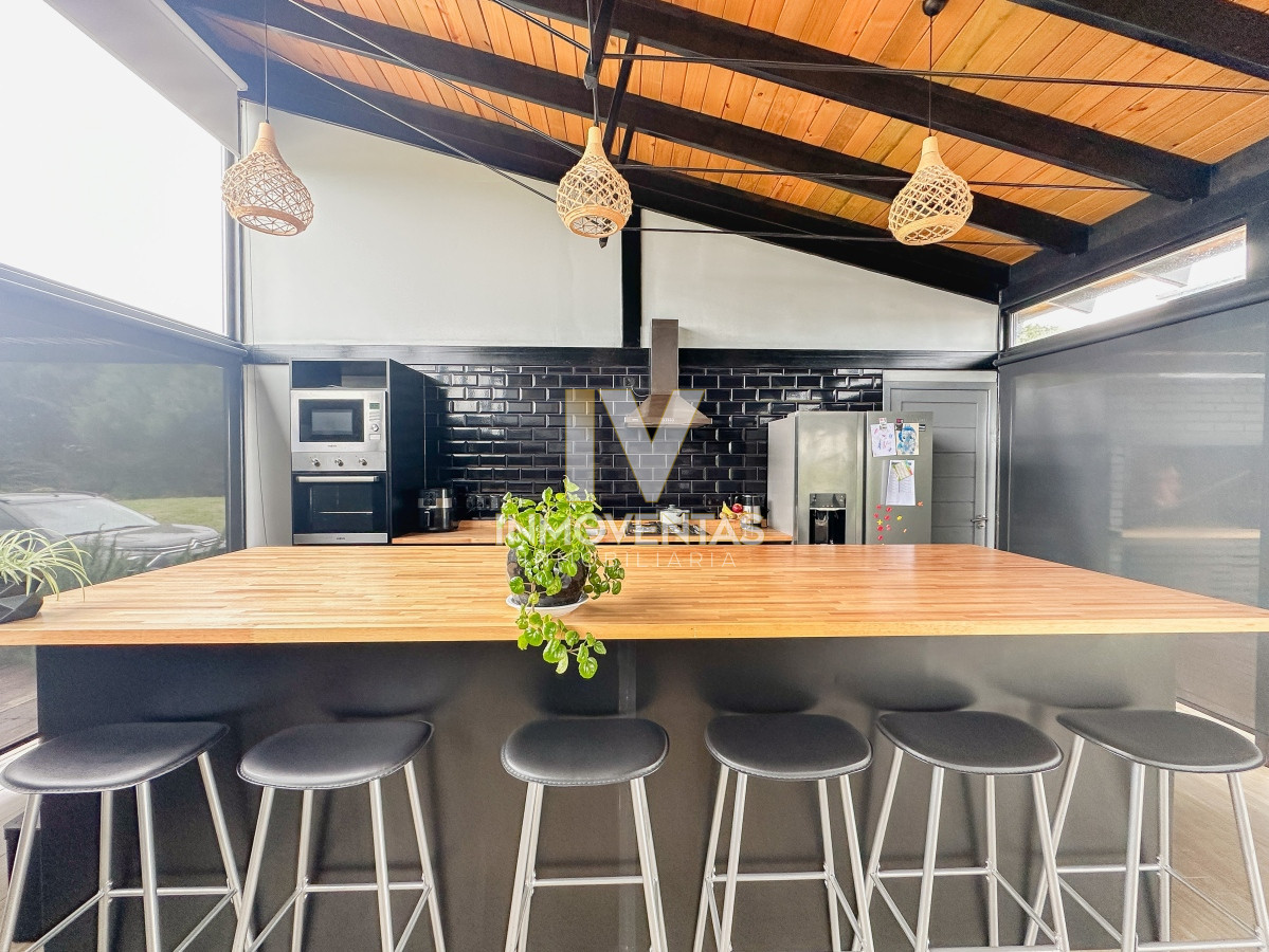 Casa ID.3574 - Casa moderna en El Quijote, 3 dormitorios