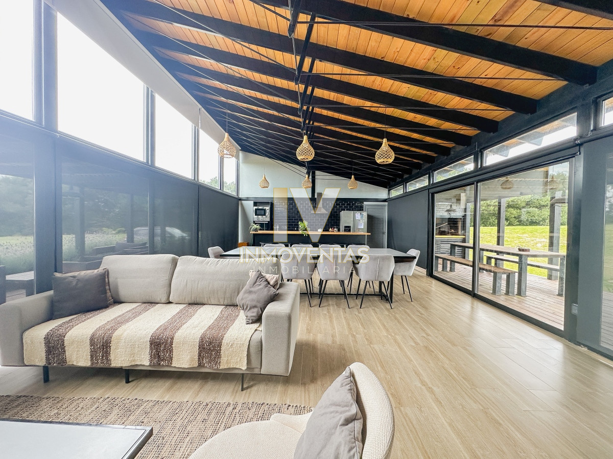 Casa ID.3574 - Casa moderna en El Quijote, 3 dormitorios