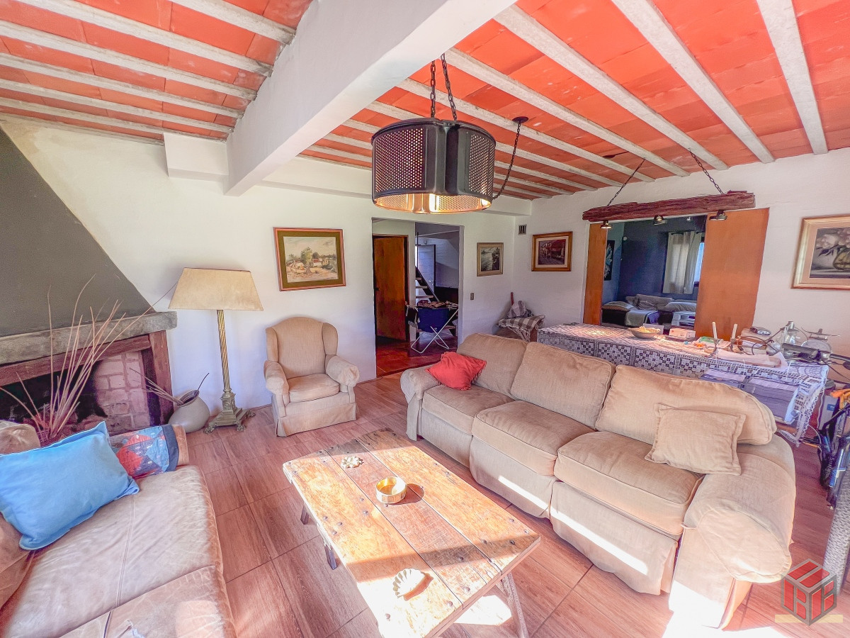 Casa ID.8881 - Casa en Barrio Córdoba, 5 dormitorios