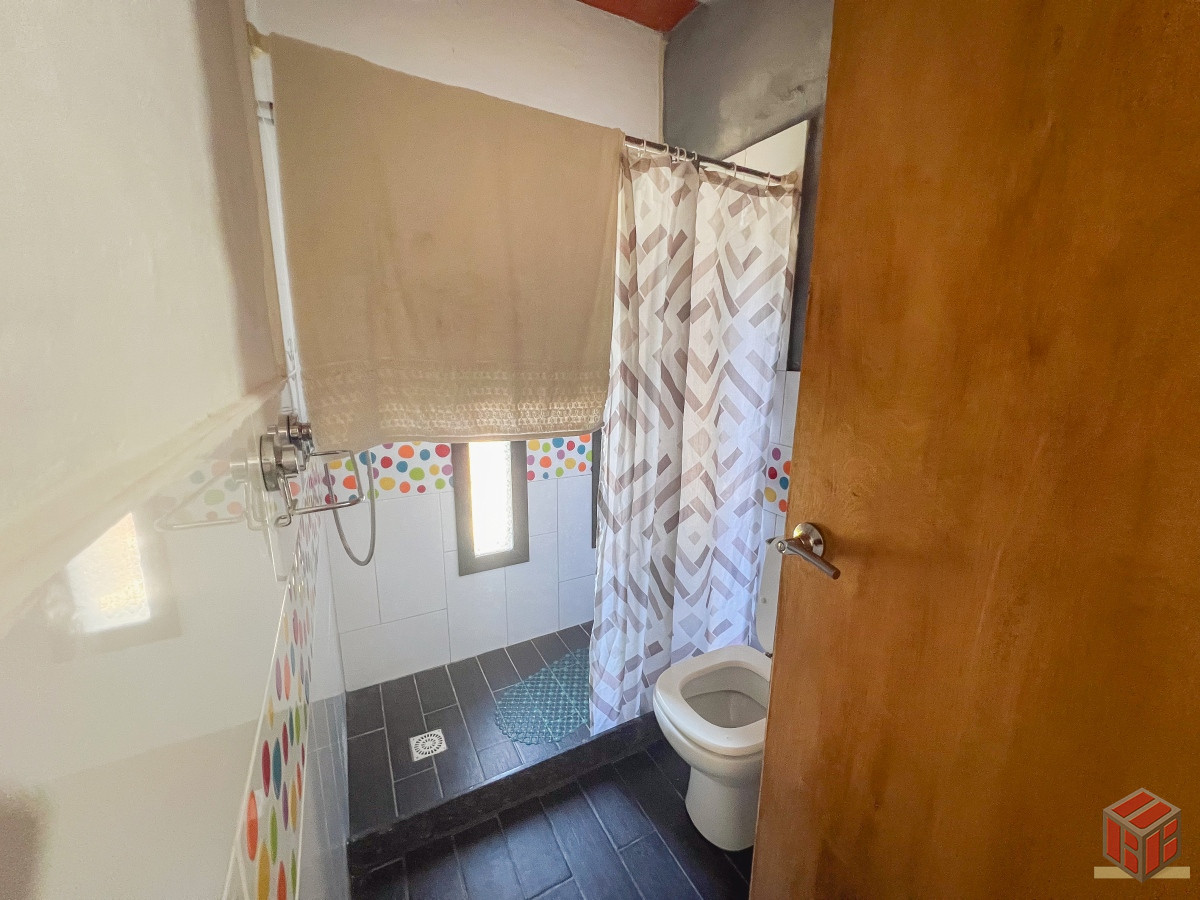 Casa ID.8881 - Casa en Barrio Córdoba, 5 dormitorios