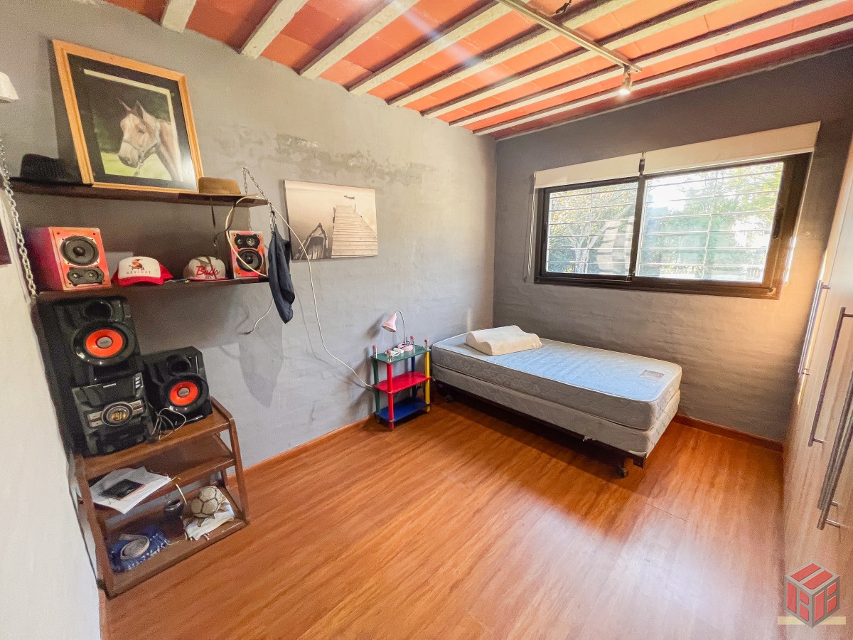 Casa ID.8881 - Casa en Barrio Córdoba, 5 dormitorios