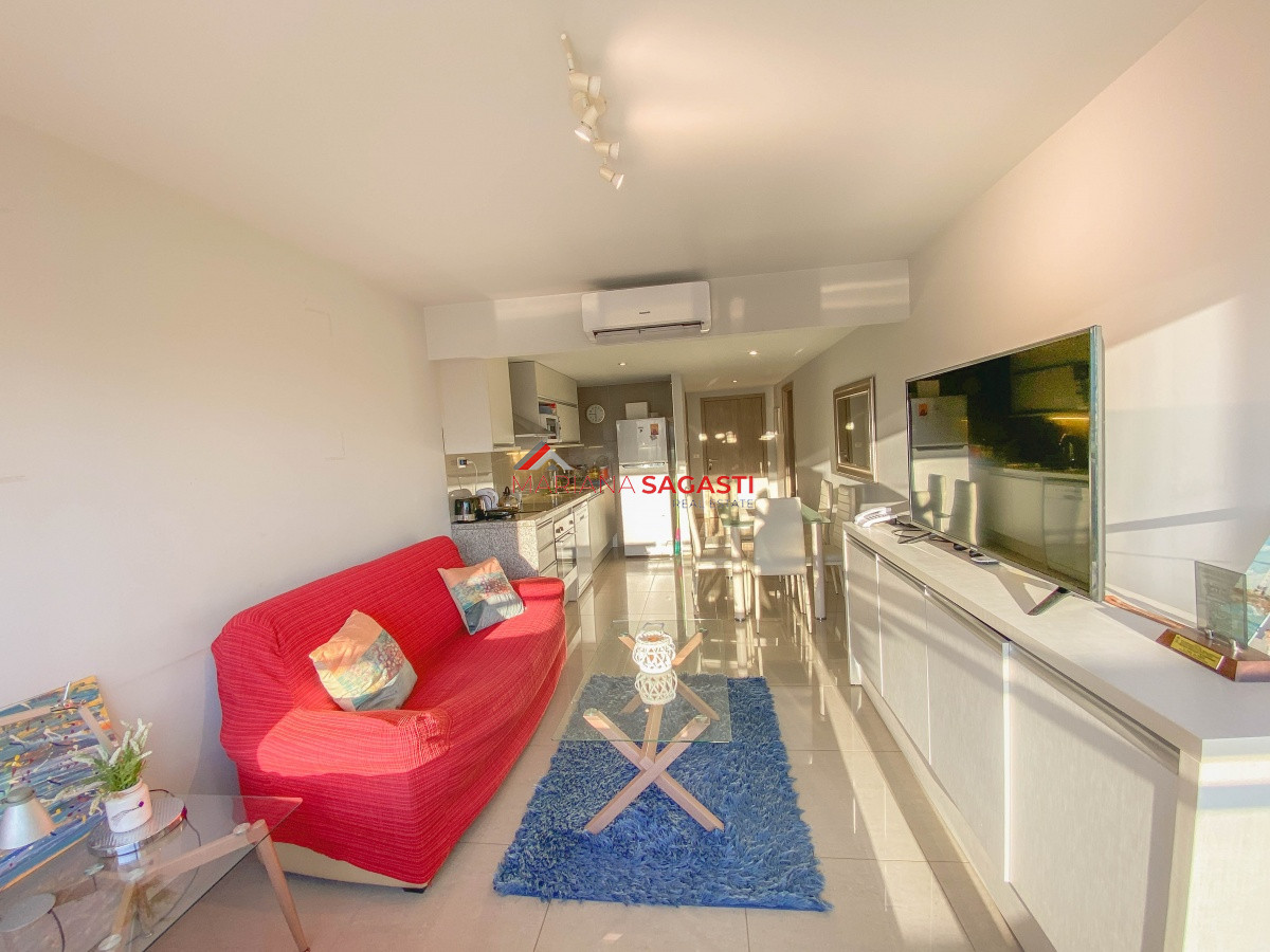 Apartamento ID.3742 - 1 dormitorio y medio con servicios