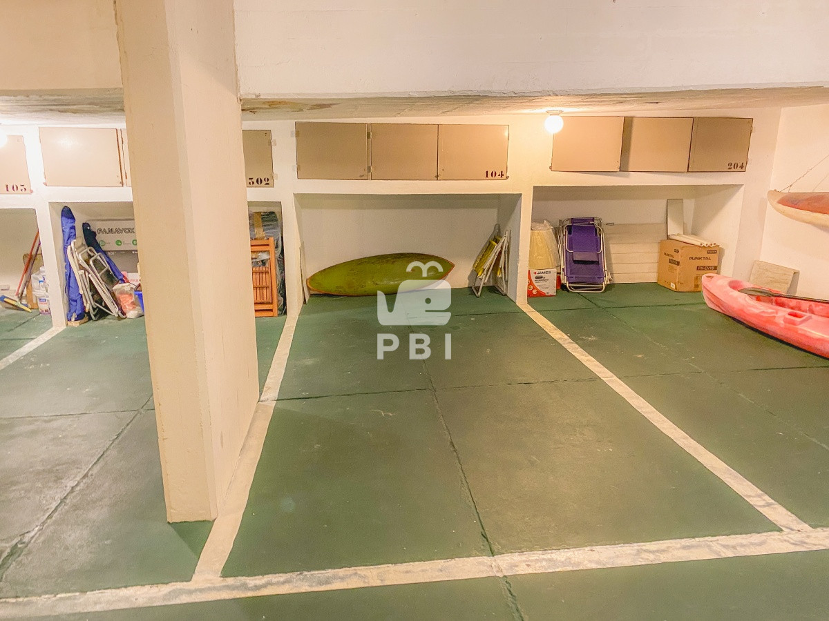 QXBhcnRhbWVudG8gZW4gUGVuw61uc3VsYSwgMyBkb3JtaXRvcmlvcyAtIEJyaXNhcyAtIFJlZiA6IFBCSTE1NjUx