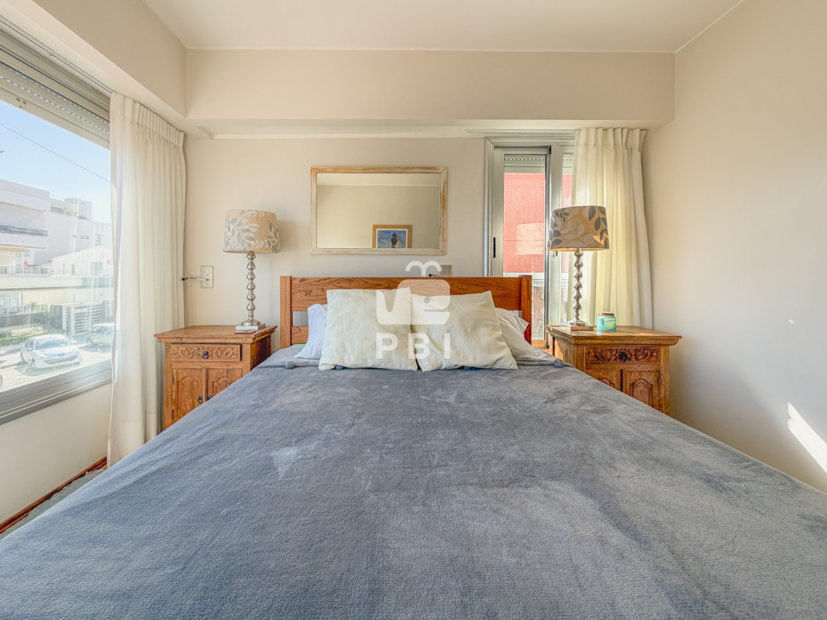 QXBhcnRhbWVudG8gZW4gUGVuw61uc3VsYSwgMyBkb3JtaXRvcmlvcyAtIEJyaXNhcyAtIFJlZiA6IFBCSTE1NjUx