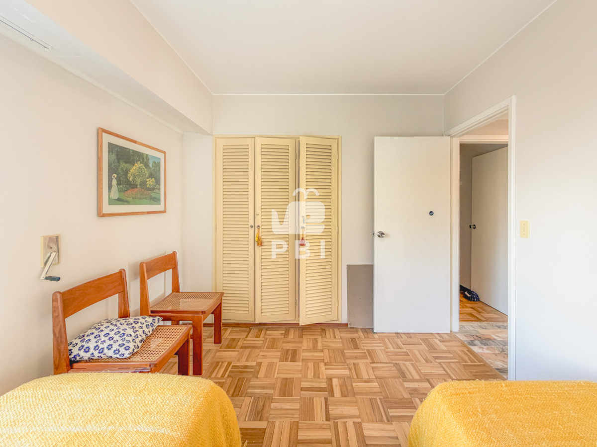 QXBhcnRhbWVudG8gZW4gUGVuw61uc3VsYSwgMyBkb3JtaXRvcmlvcyAtIEJyaXNhcyAtIFJlZiA6IFBCSTE1NjUx