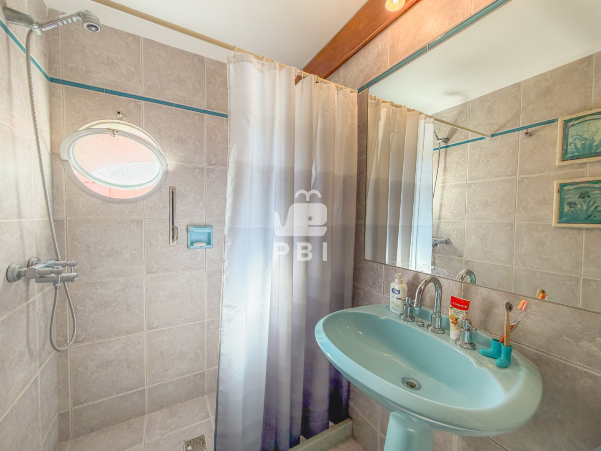 QXBhcnRhbWVudG8gZW4gUGVuw61uc3VsYSwgMyBkb3JtaXRvcmlvcyAtIEJyaXNhcyAtIFJlZiA6IFBCSTE1NjUx