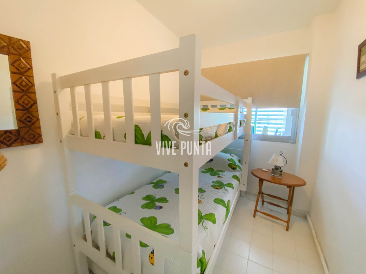 Apartamento ID.1098 - Mansa, apartamento en primera linea de 3 dormitorios mas dependencia