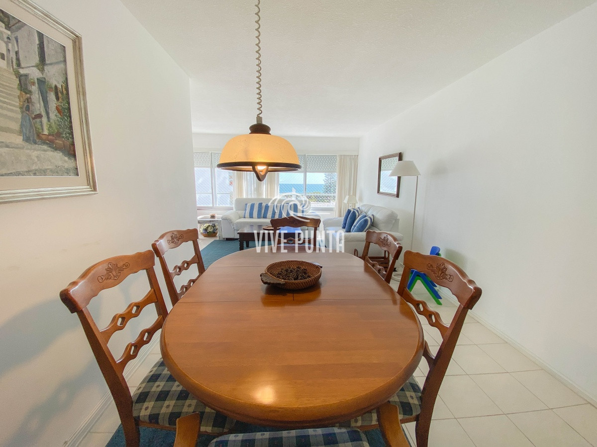 Apartamento ID.1098 - Mansa, apartamento en primera linea de 3 dormitorios mas dependencia