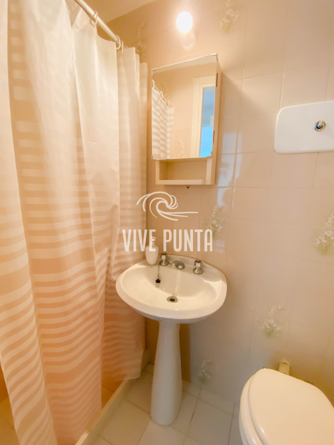 Apartamento ID.1098 - Mansa, apartamento en primera linea de 3 dormitorios mas dependencia