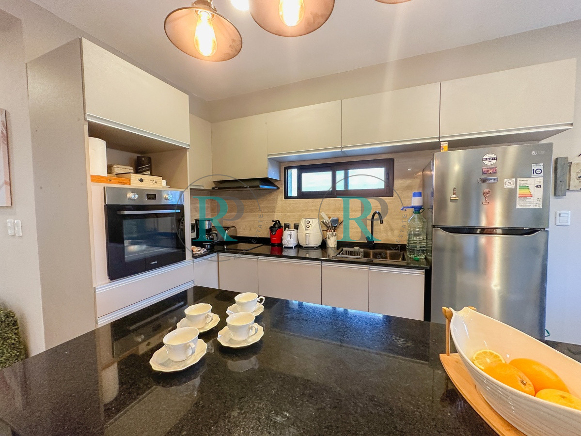 Casa ID.1124 - Casa con vista a Laguna del Diario, 3 dormitorios más dependencia y piscina
