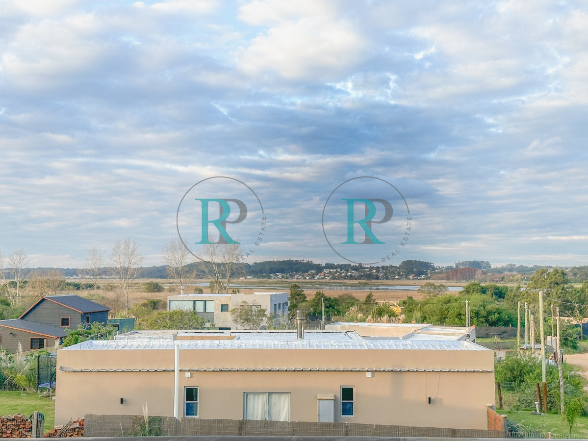 Casa ID.1124 - Casa con vista a Laguna del Diario, 3 dormitorios más dependencia y piscina