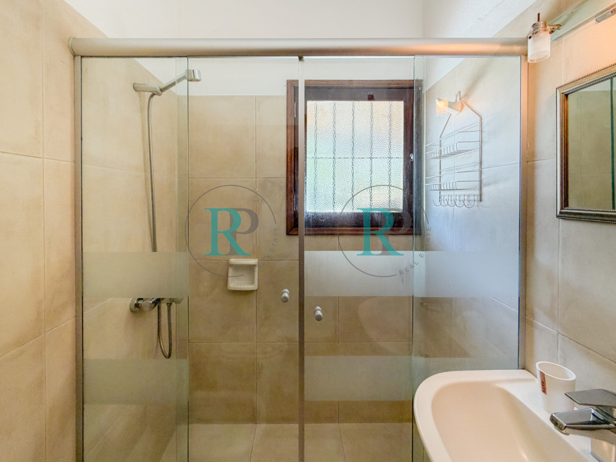 Casa ID.2674 - Casa en Pinares, 4 dormitorios y piscina climatizada