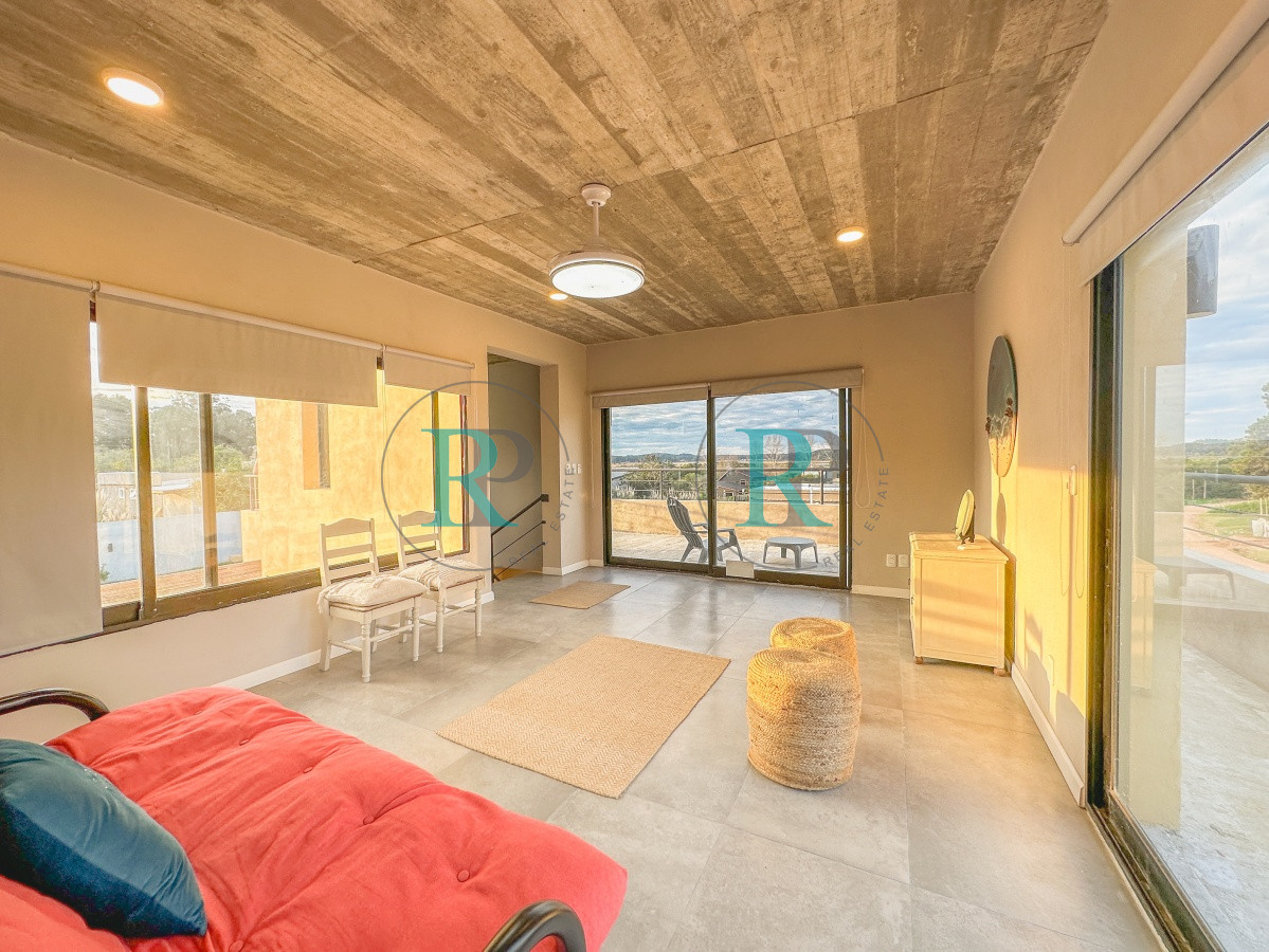 Casa ID.1124 - Casa con vista a Laguna del Diario, 3 dormitorios más dependencia y piscina
