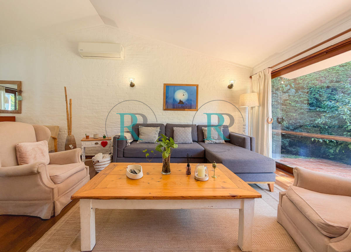 Casa ID.2674 - Casa en Pinares, 4 dormitorios y piscina climatizada