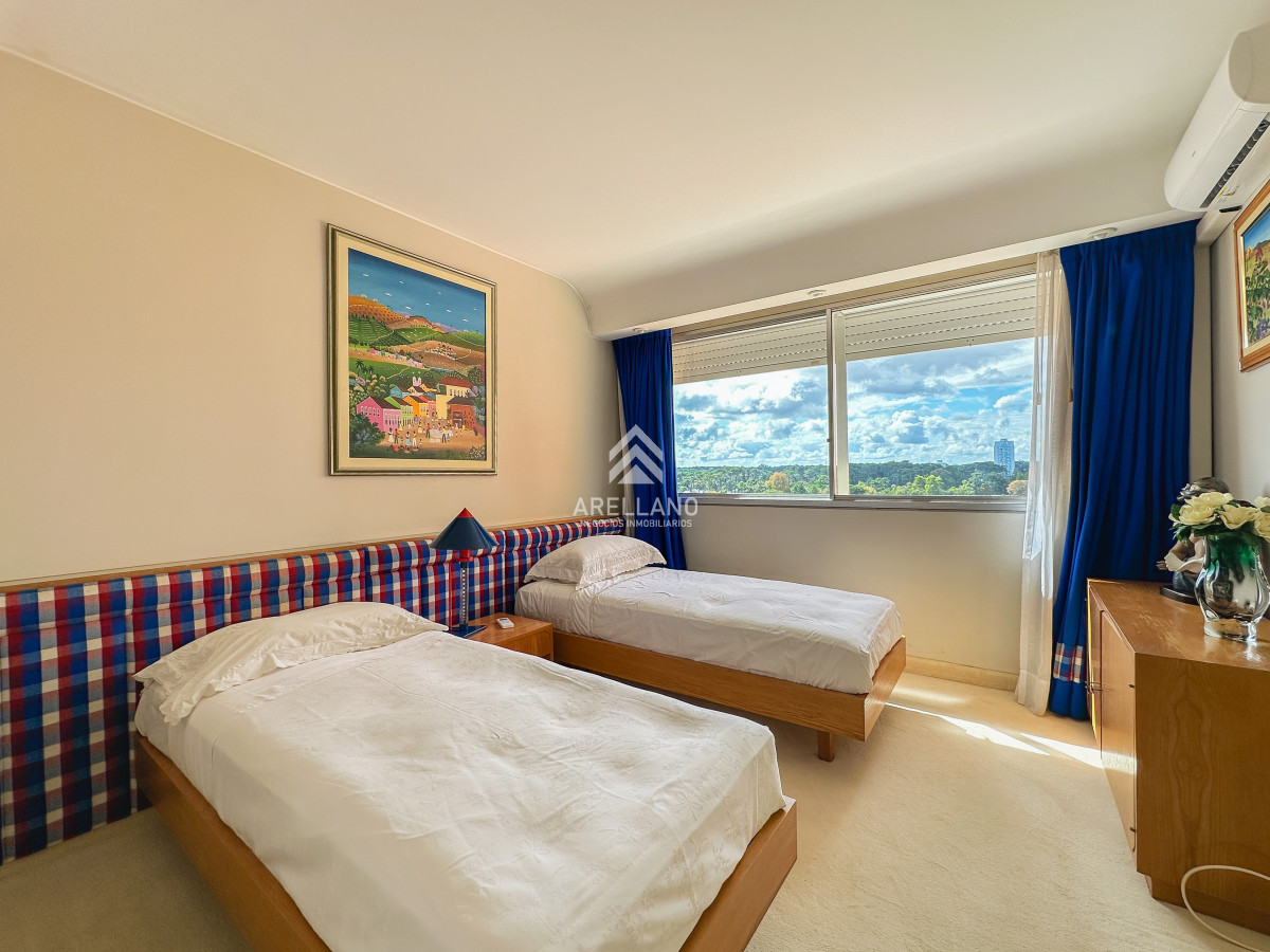 Apartamento ID.4513 - Apartamento en Golden Gate, Punta del Este