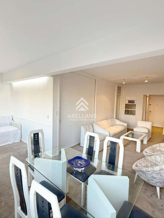 Apartamento ID.4898 - Apartamento en Mansa, orientación Brava, 1 dormitorio y medio