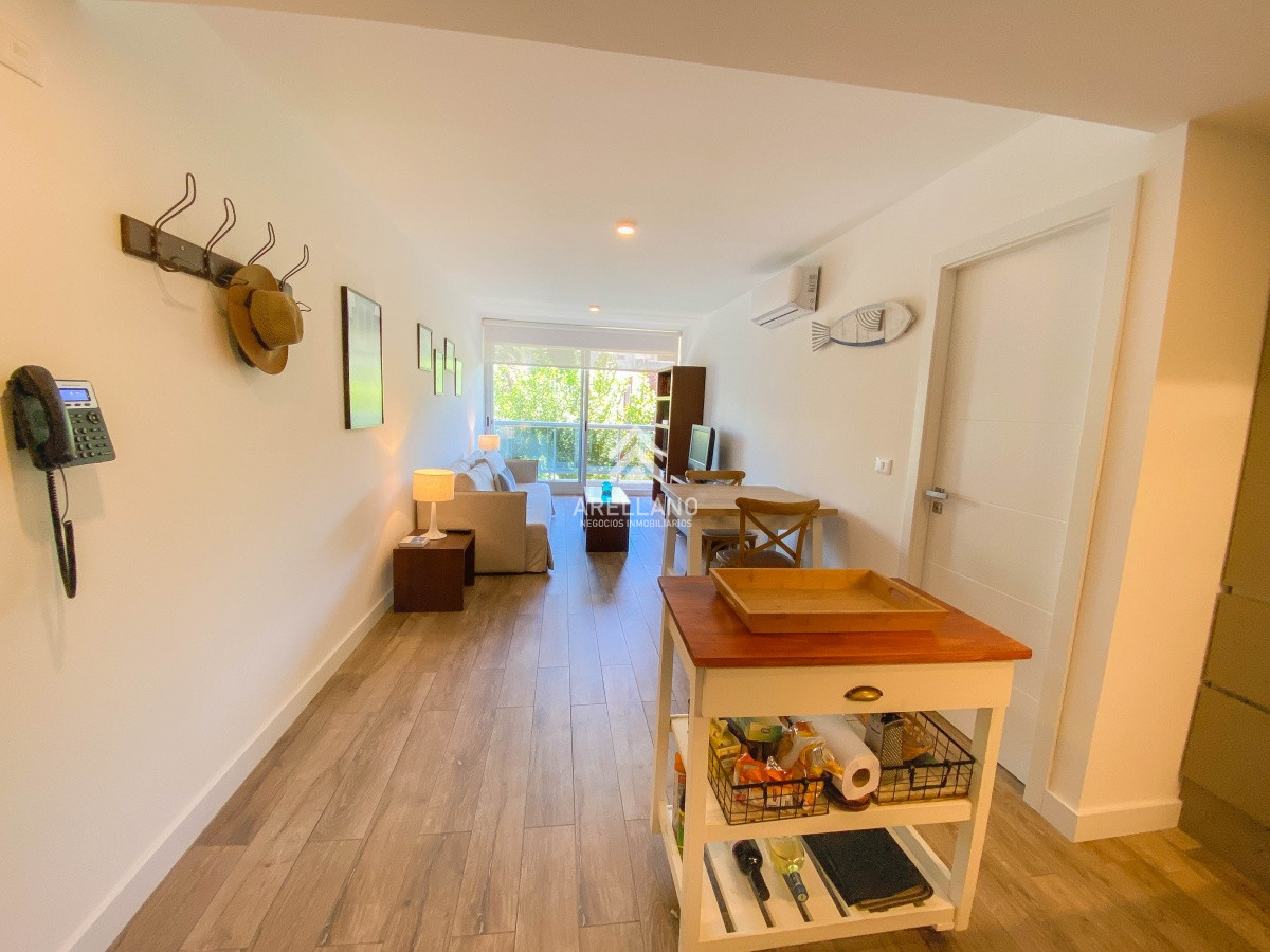 Apartamento ID.5227 - Puerto, 1 dormitorio con servicios 