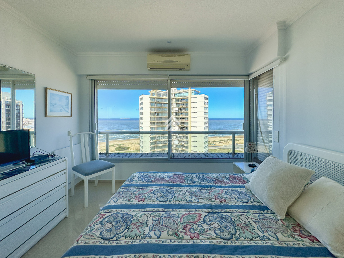 Apartamento ID.5356 - Oportunidad, piso alto 2 dormitorios más dependencia