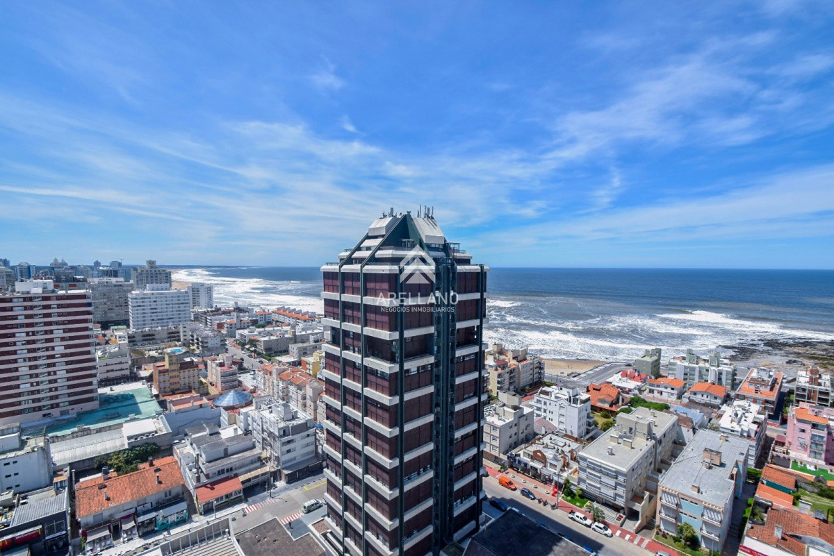 Apartamento ID.3608 - Piso alto en Península, 2 dormitorios con vista al mar