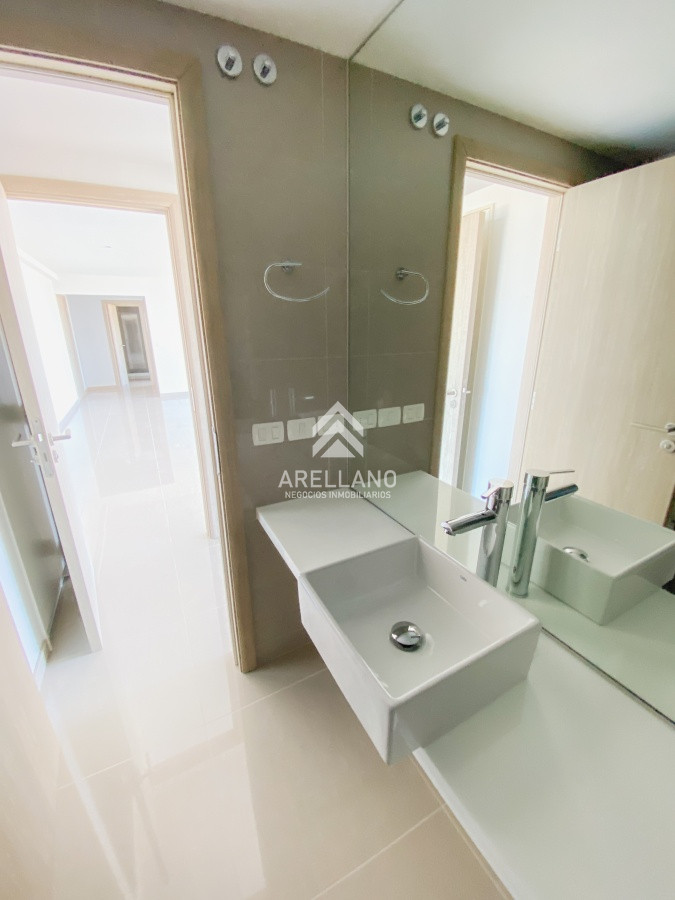 Apartamento ID.1453 - Playa Brava 2 dormitorios con garage