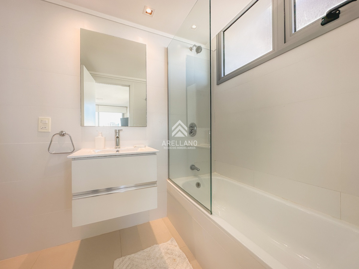 Apartamento ID.2831 - Playa Brava 2 dormitorios vista al mar 