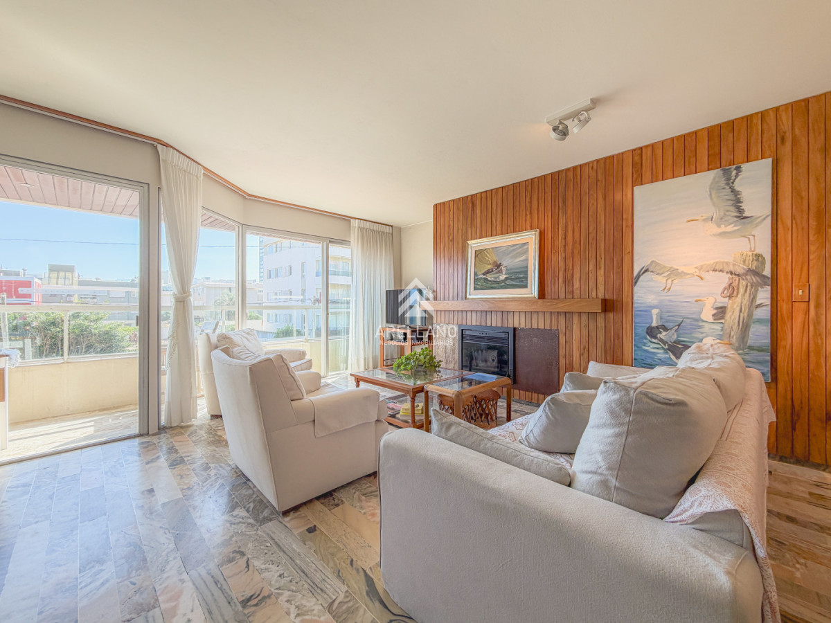 Apartamento ID.5876 - Venta Apartamento en Península, 3 dormitorios