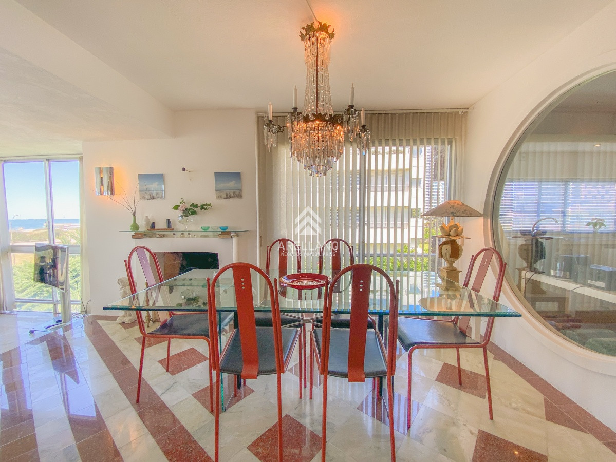 Apartamento ID.1580 - Apartamento esquinero frente al Océano, 2 dormitorios