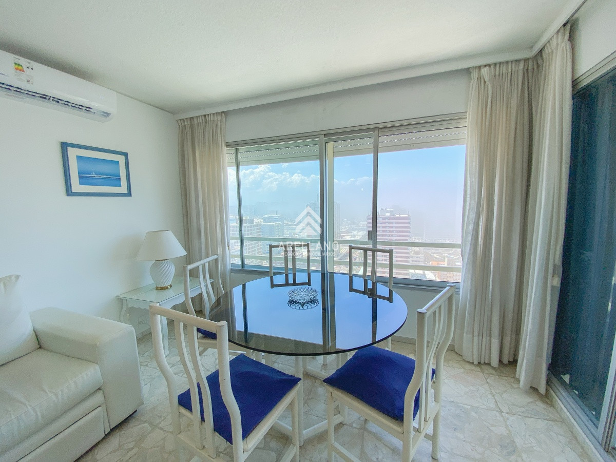 Apartamento ID.3608 - Piso alto en Península, 2 dormitorios con vista al mar