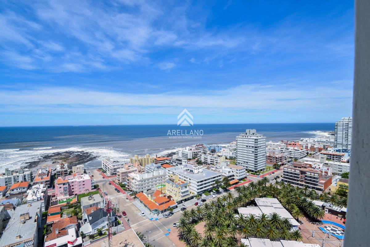 Apartamento ID.3608 - Piso alto en Península, 2 dormitorios con vista al mar