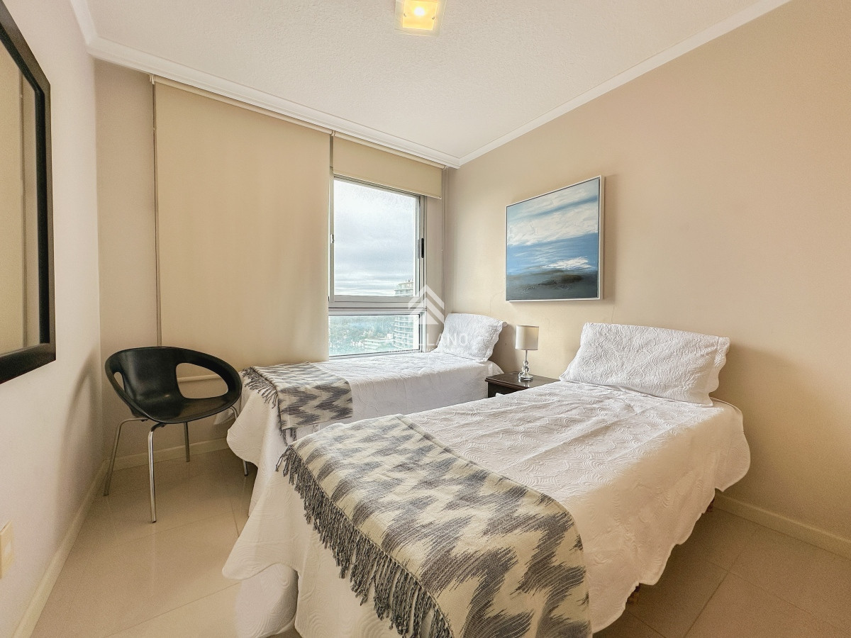 Apartamento ID.4664 - Apartamento en Roosevelt, piso alto, 2 dormitorios