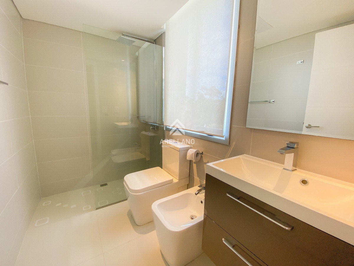 Apartamento ID.1362 - Apartamento de 3 dormitorios en Playa Mansa