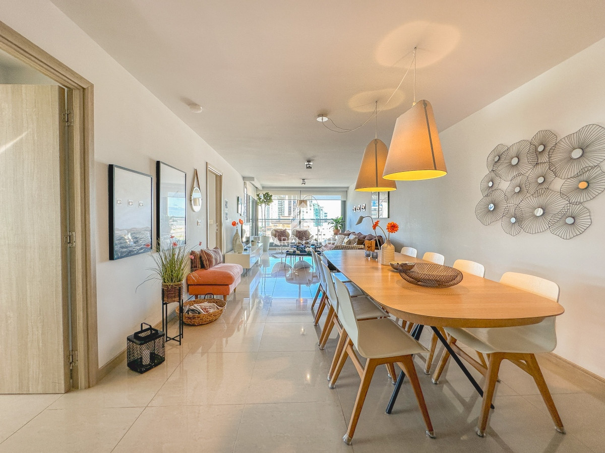 Apartamento ID.3533 - Apartamento en Brava, 2 dormitorios en suite más toilette