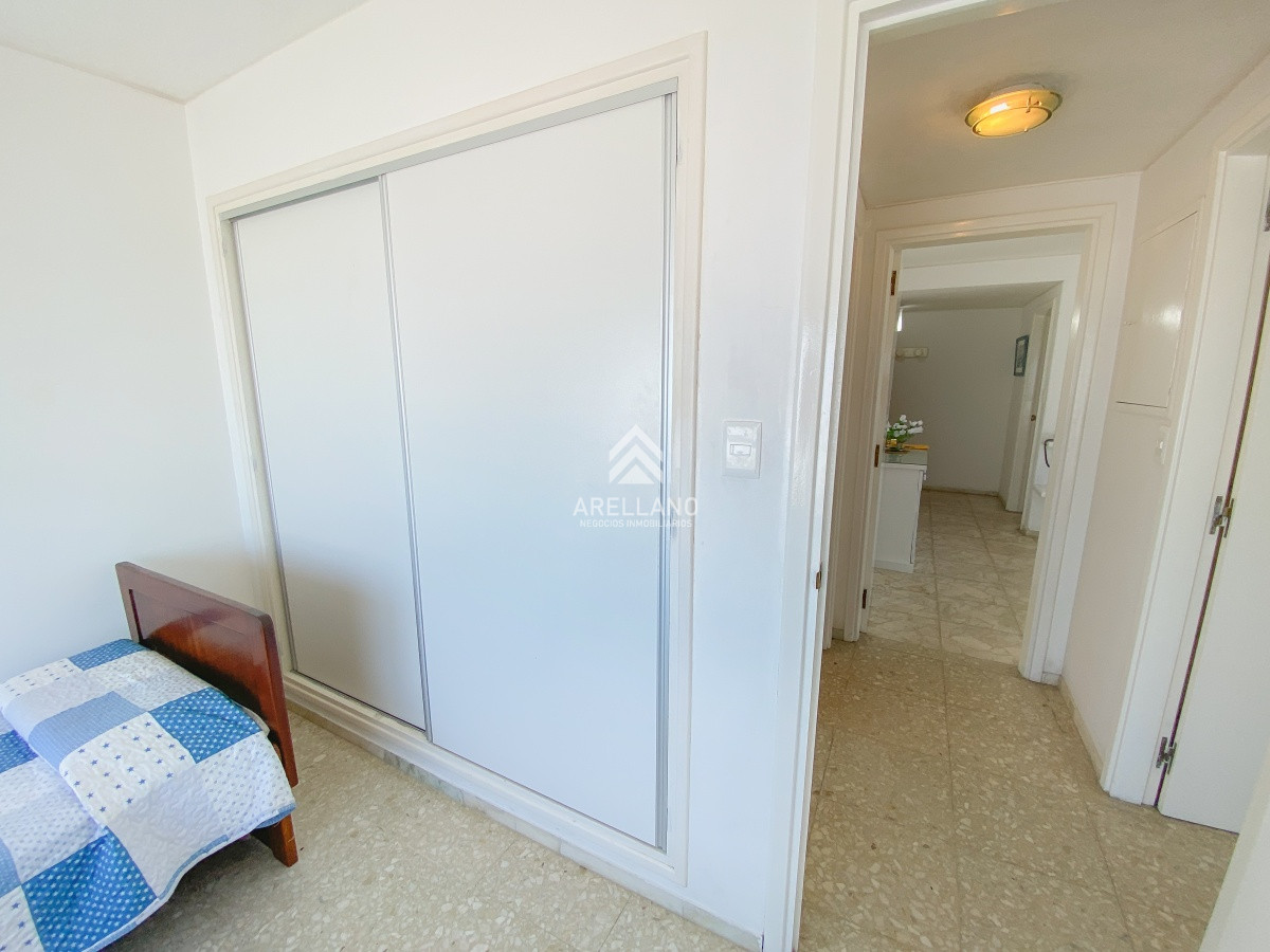 Apartamento ID.3608 - Piso alto en Península, 2 dormitorios con vista al mar