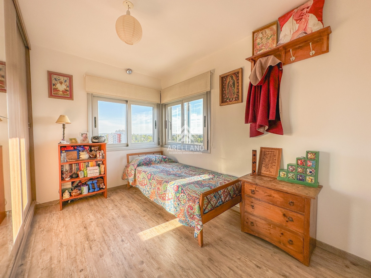 Apartamento ID.3039 - Venta Apartamento en Maldonado, 3 dormitorios