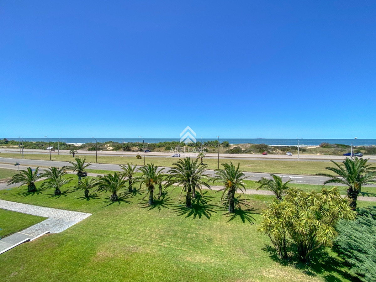 Apartamento ID.1580 - Apartamento esquinero frente al Océano, 2 dormitorios