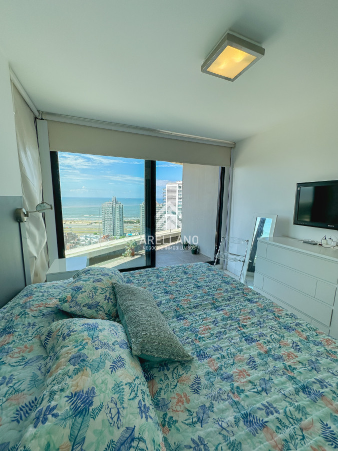 Apartamento ID.4547 - Oportunidad,Artower, piso alto con excelente vista, 1 dormitorio