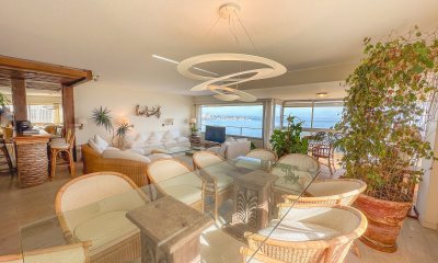 Venta Apartamento en Mansa, 3 dormitorios más dependencia