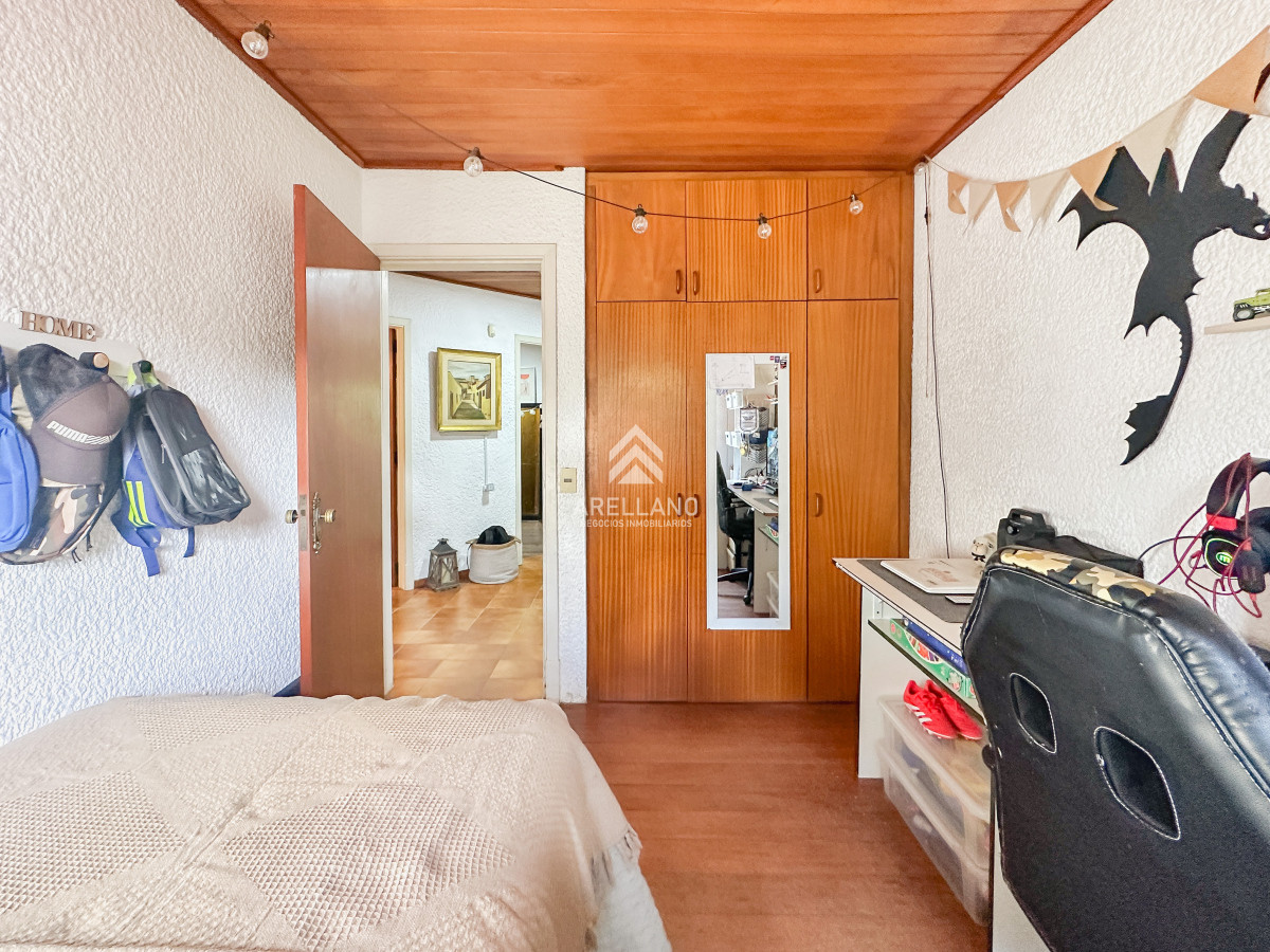 Casa ID.4667 - Casa en Pinares, 3 dormitorios más dependencia
