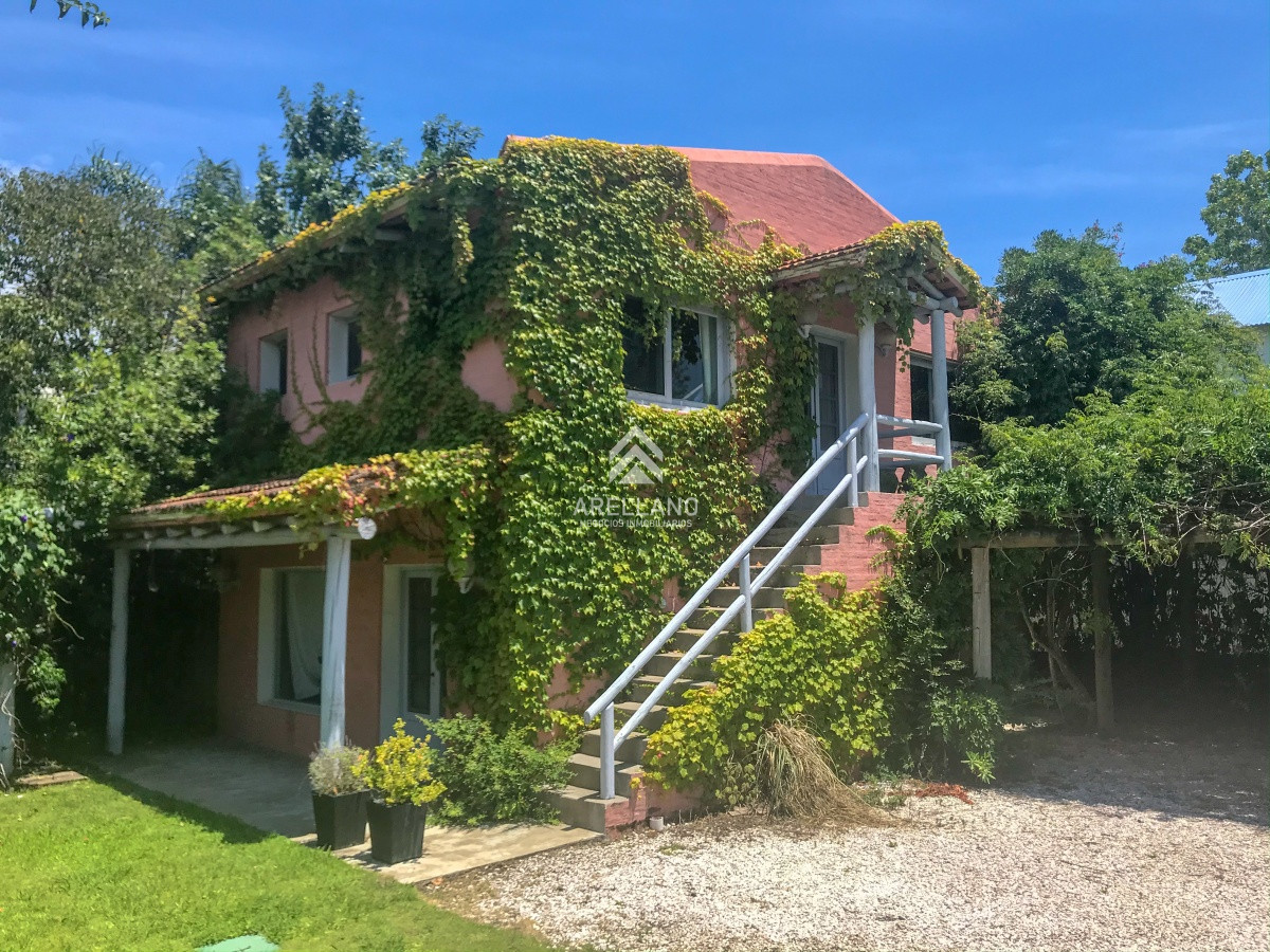 Casa ID.940 - Casa en La Barra, estilo mediterráneo