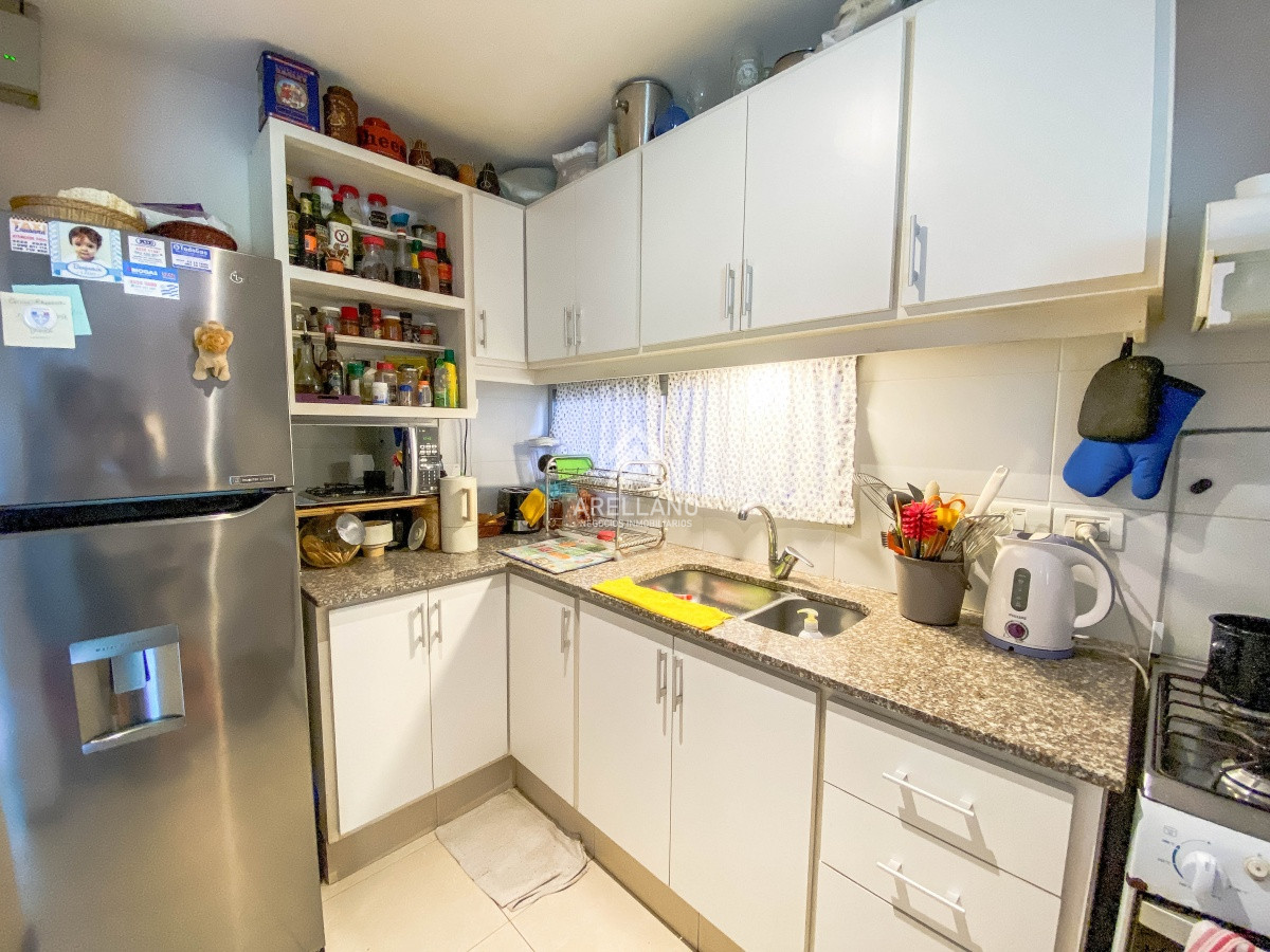 Casa ID.5474 - Venta Casa en Parque Burnett, 2 dormitorios