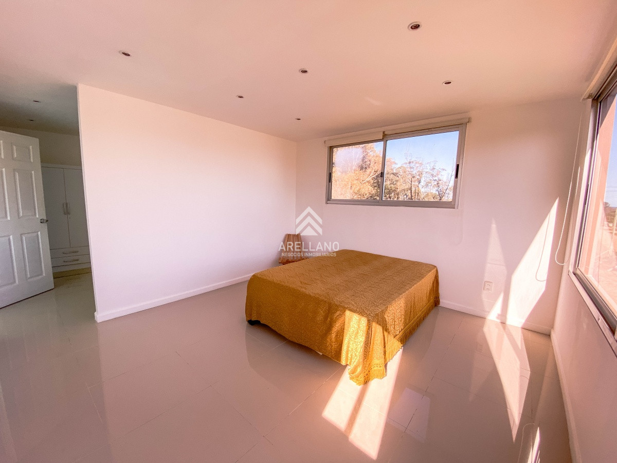 Casa ID.5764 - Venta Casa moderna en Balneario Buenos Aires