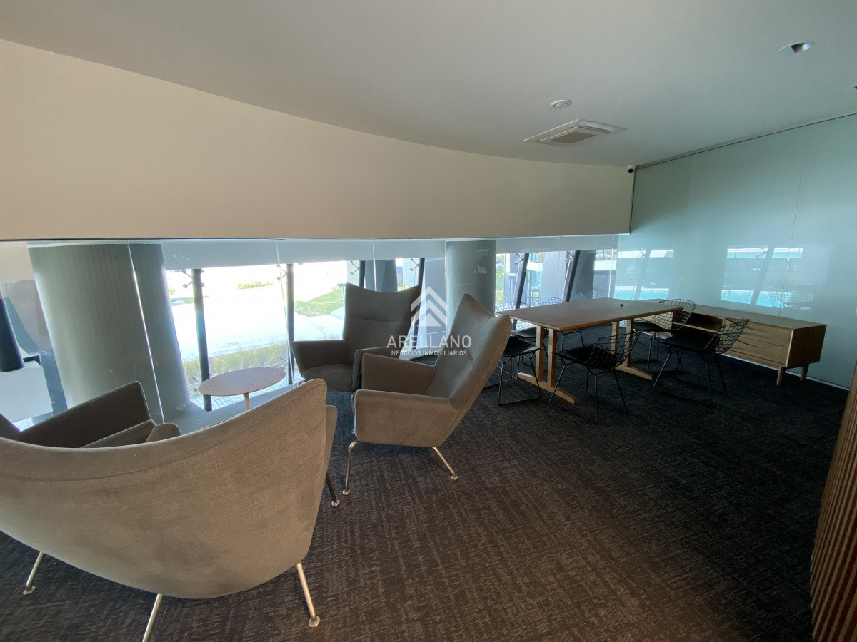 Apartamento ID.4547 - Oportunidad,Artower, piso alto con excelente vista, 1 dormitorio