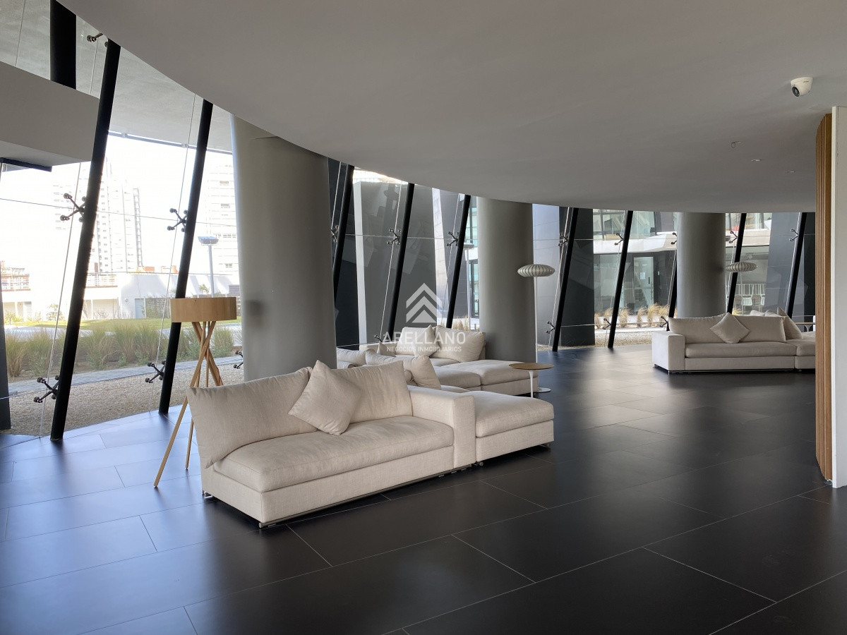 Apartamento ID.4547 - Oportunidad,Artower, piso alto con excelente vista, 1 dormitorio