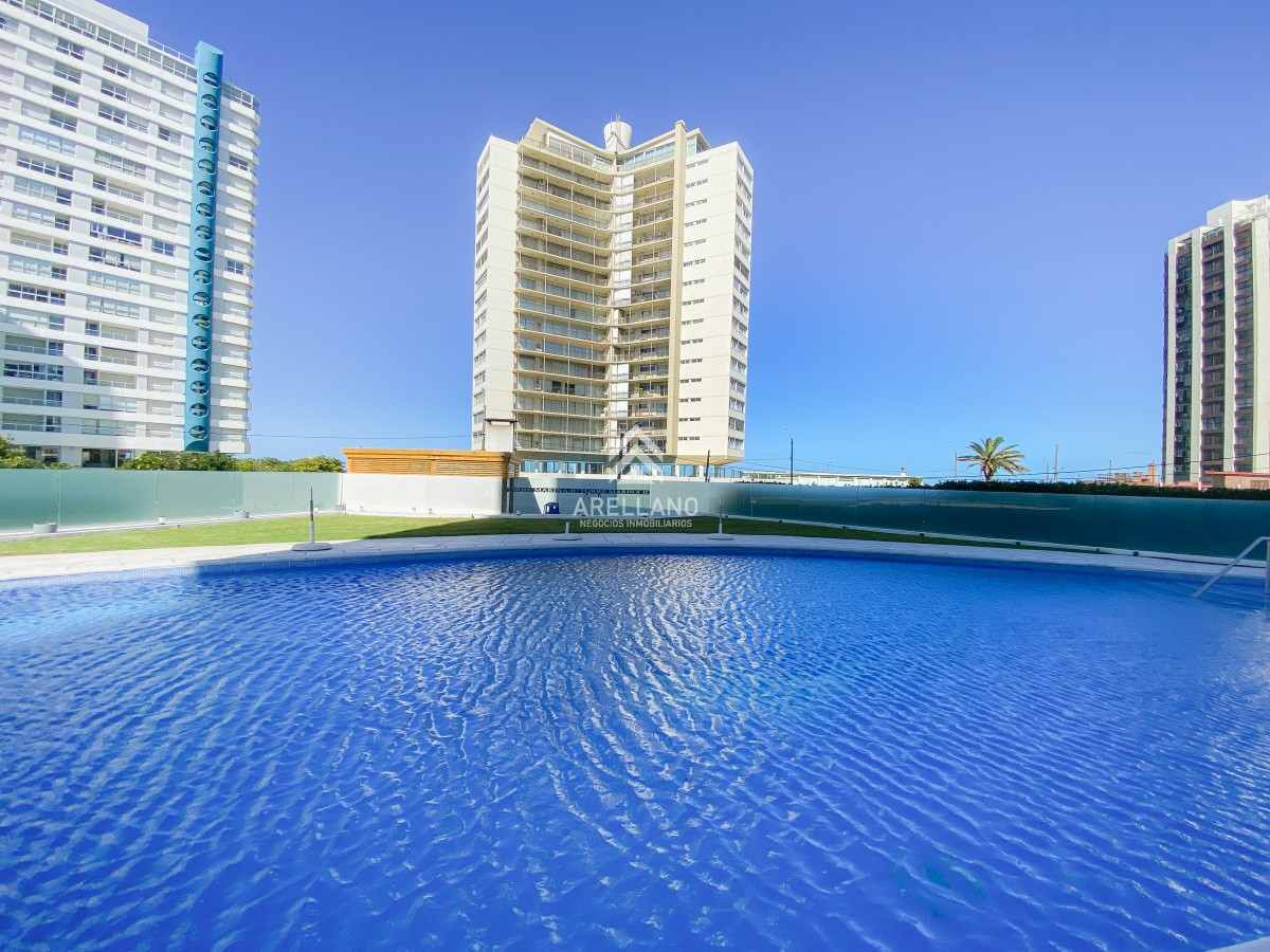 Apartamento ID.5356 - Oportunidad, piso alto 2 dormitorios más dependencia