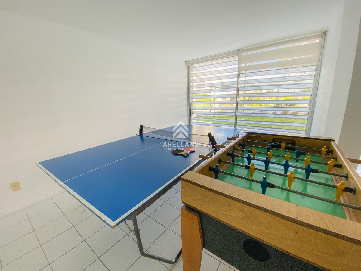 Apartamento ID.5356 - Oportunidad, piso alto 2 dormitorios más dependencia